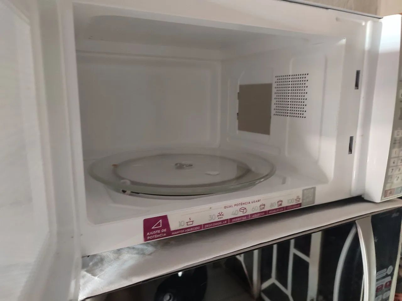 Microondas Electrolux 31 litros 100% - Foto 3