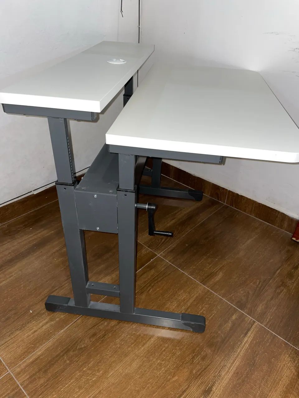 Vendo mesa e cadeira para escritório  - Foto 4