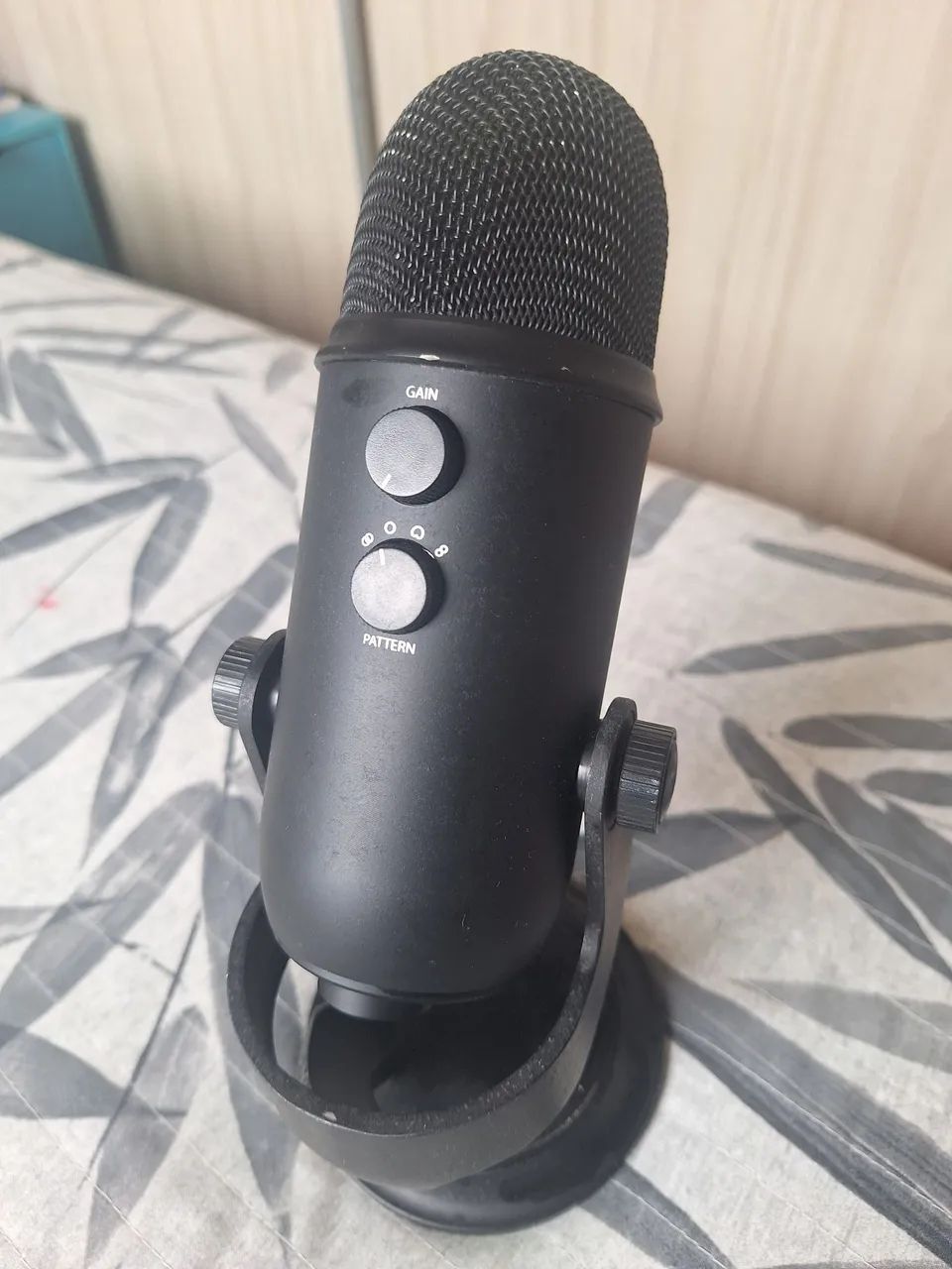 Microfone ?  Condensador USB Blue Yeti