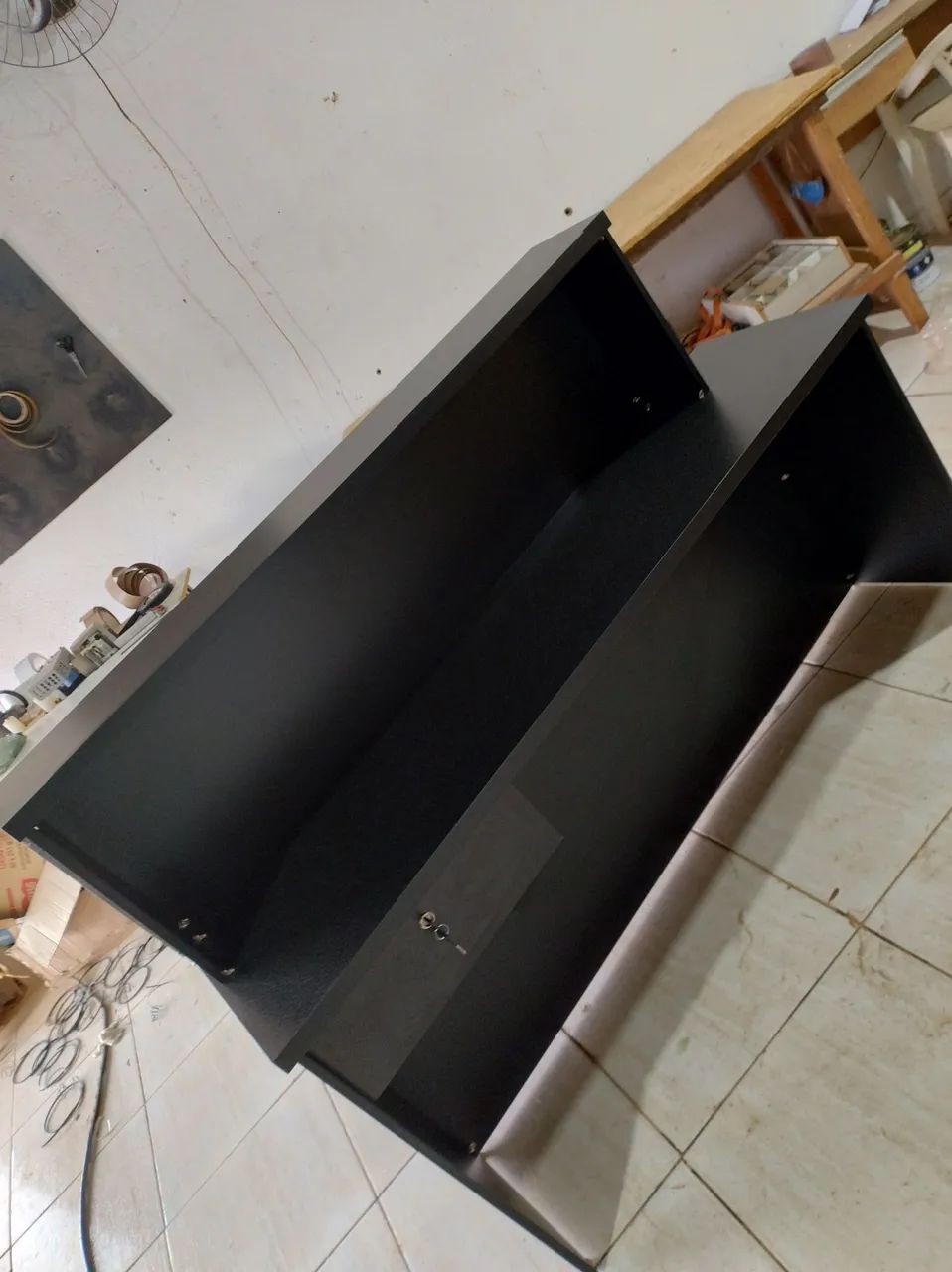 Balcão em MDF preto ripado  - Foto 3