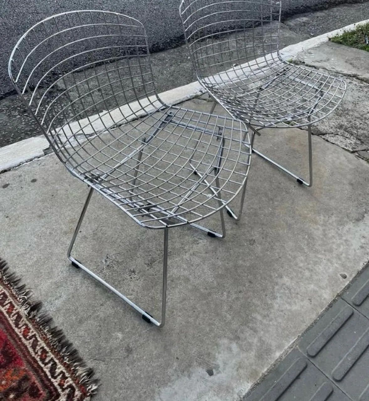 Jogo de cadeiras Harry Bertoia