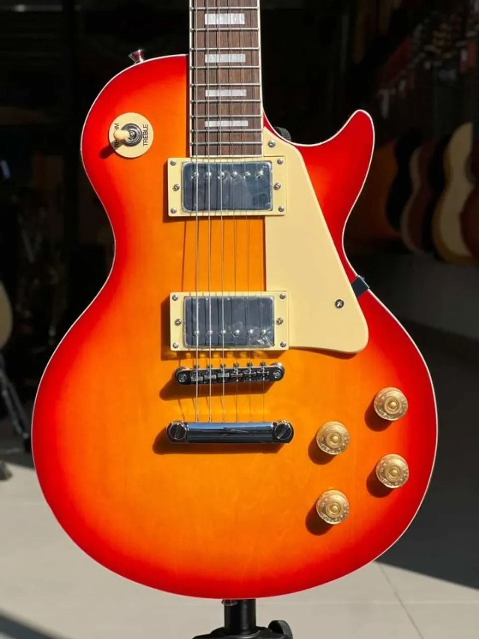 Guitarra MXT Les Paul  - Foto 2