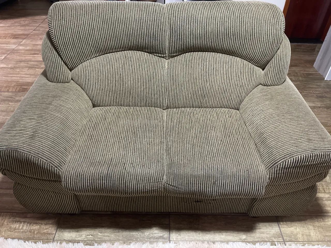 Sofá 2 lugares 