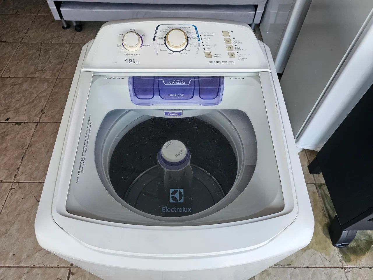 Máquina bate e seca usada 14 kg funcionando perfeitamente  - Foto 3