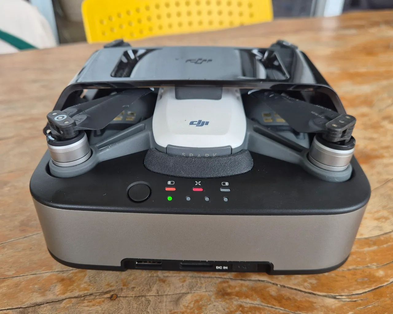 DJI SPARK FLY MORE COMBO + BASE CARREGADORA - Foto 4