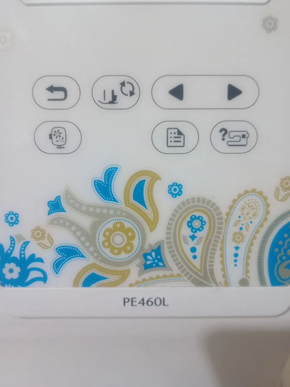 Vendo máquina de bordar Brother PE460L - Foto 3