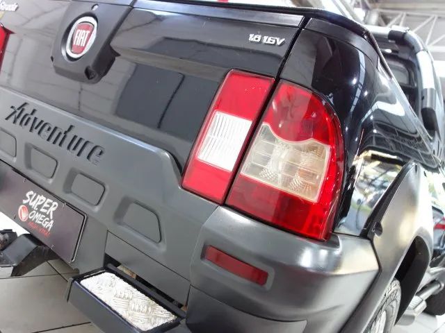 Fiat Strada Adventure1.8/ 1.8 Locker Flex CD 2012 - Foto 4