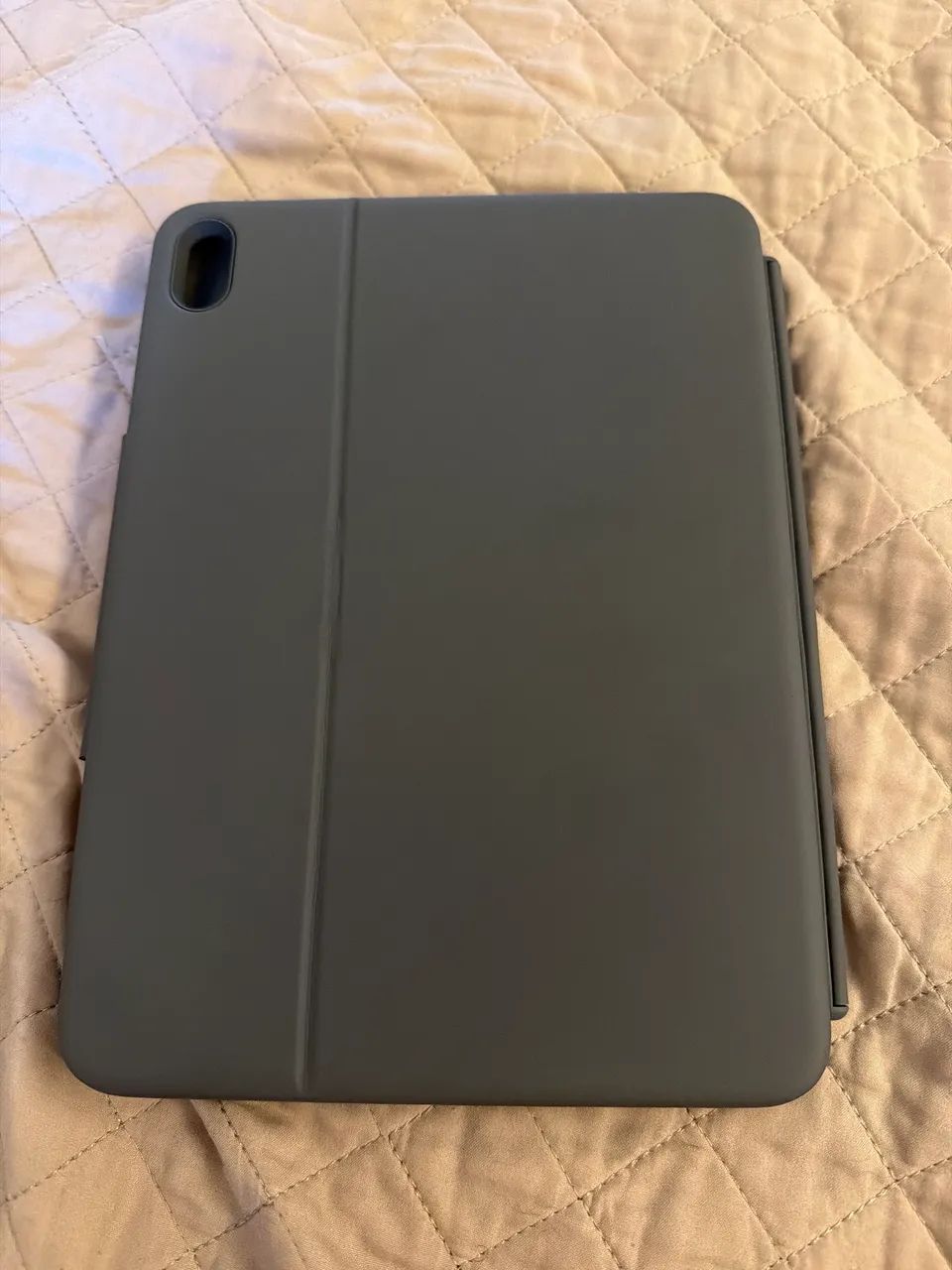 Capa com Teclado Logitech Rugged Folio para iPad (10ª geração e A16) - Foto 3