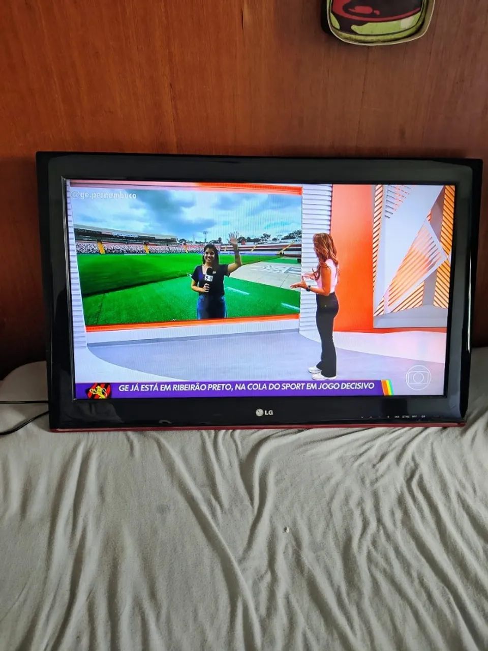 TV LG 32 polegadas LED - não smart - Faço entrega na RMR