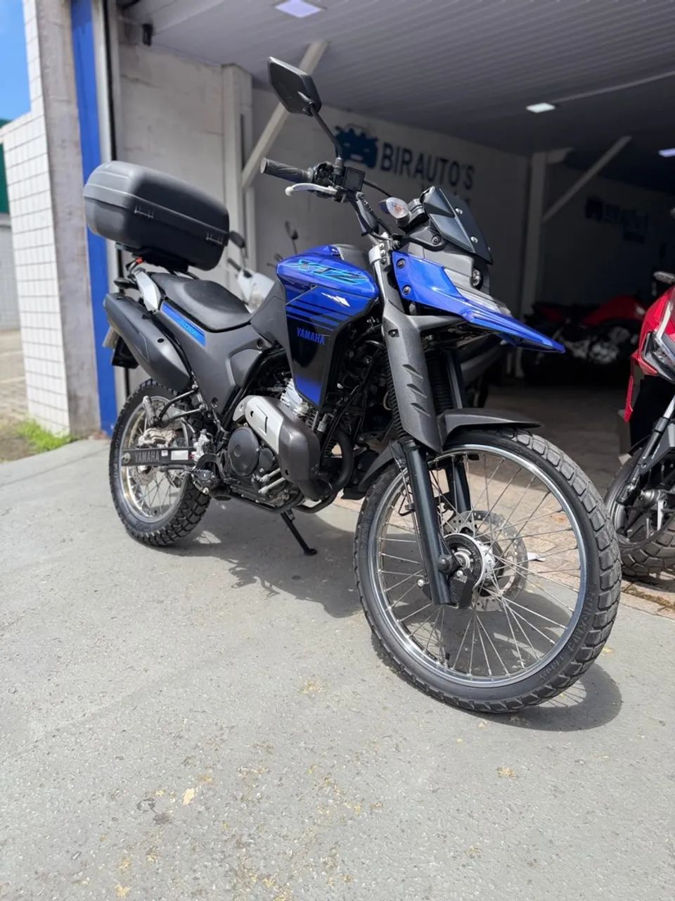 LANDER 250 2025