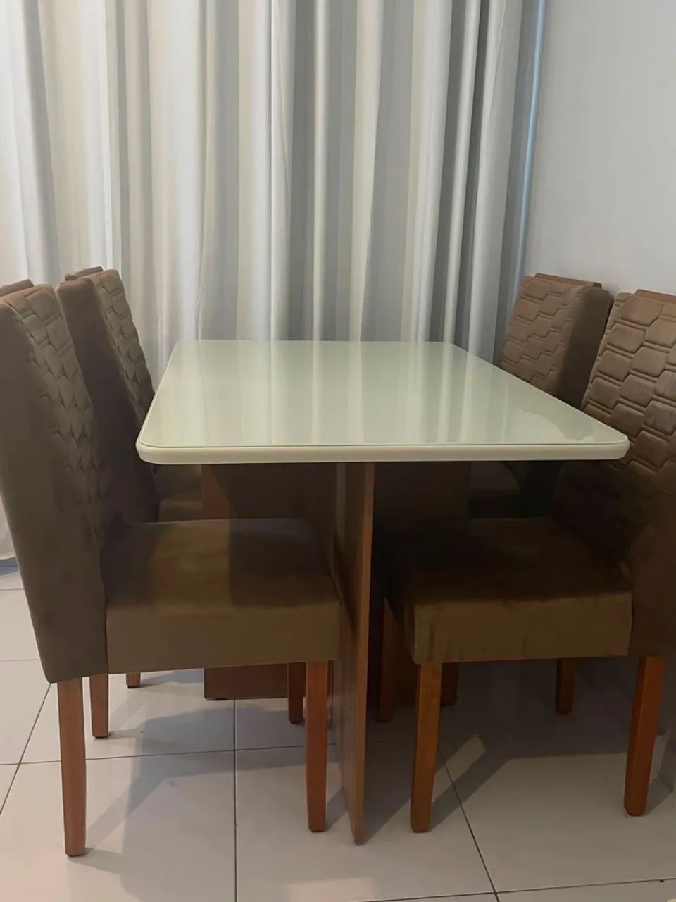 Mesa com 4 cadeiras - Foto 4