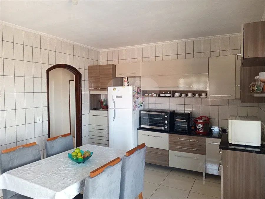 Casa em Aruja 3 Quartos 250m - Foto 4