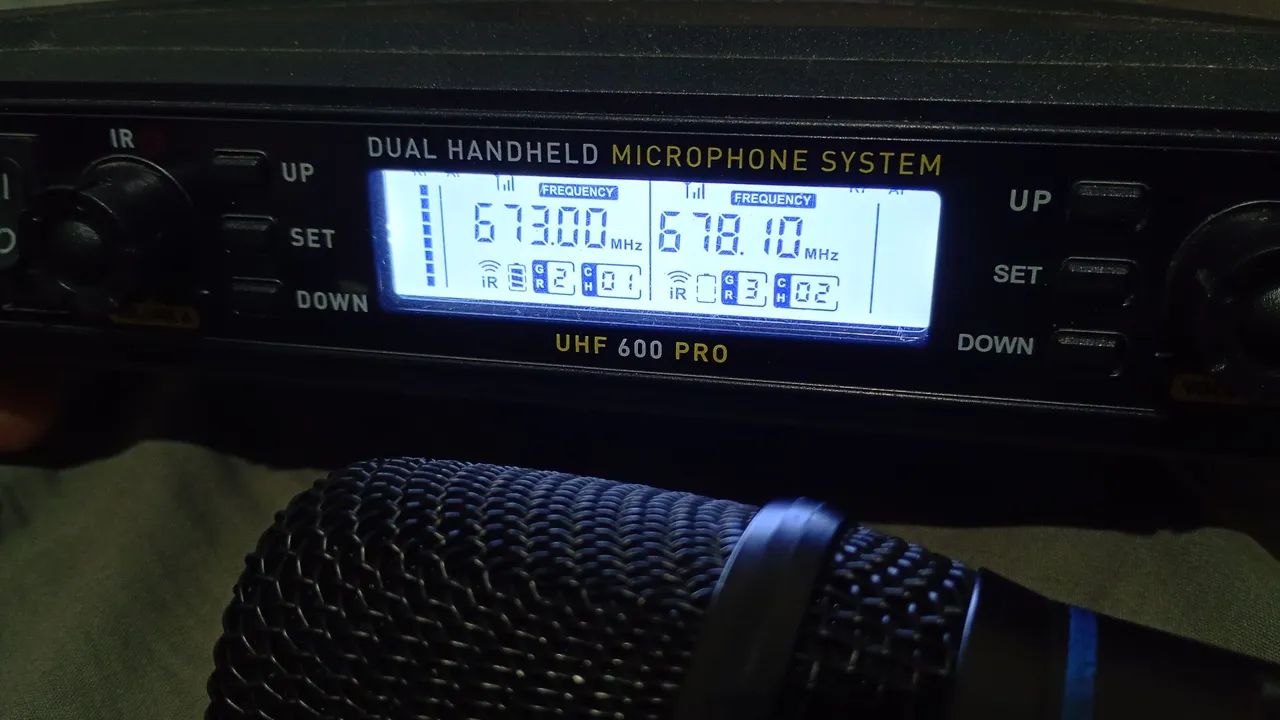 Microfone Duplo sem fio SKP UHF 600 PRO - Foto 2