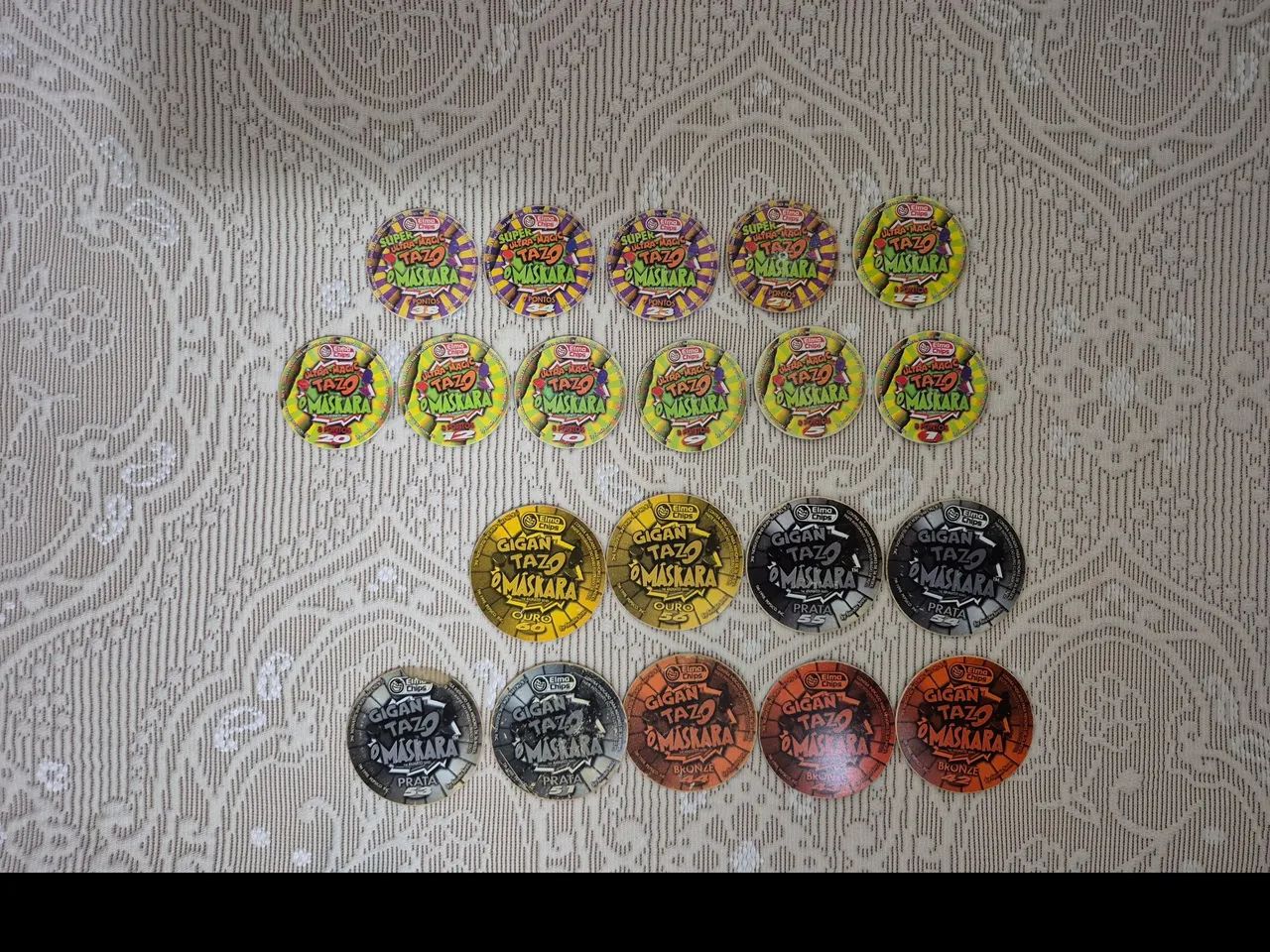 Gigantazos + Tazos O Maskara - Foto 2