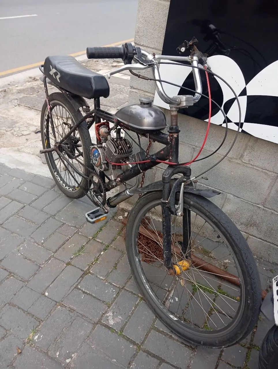 Duas motorizada pra vender , 80cc motor bom  - Foto 2