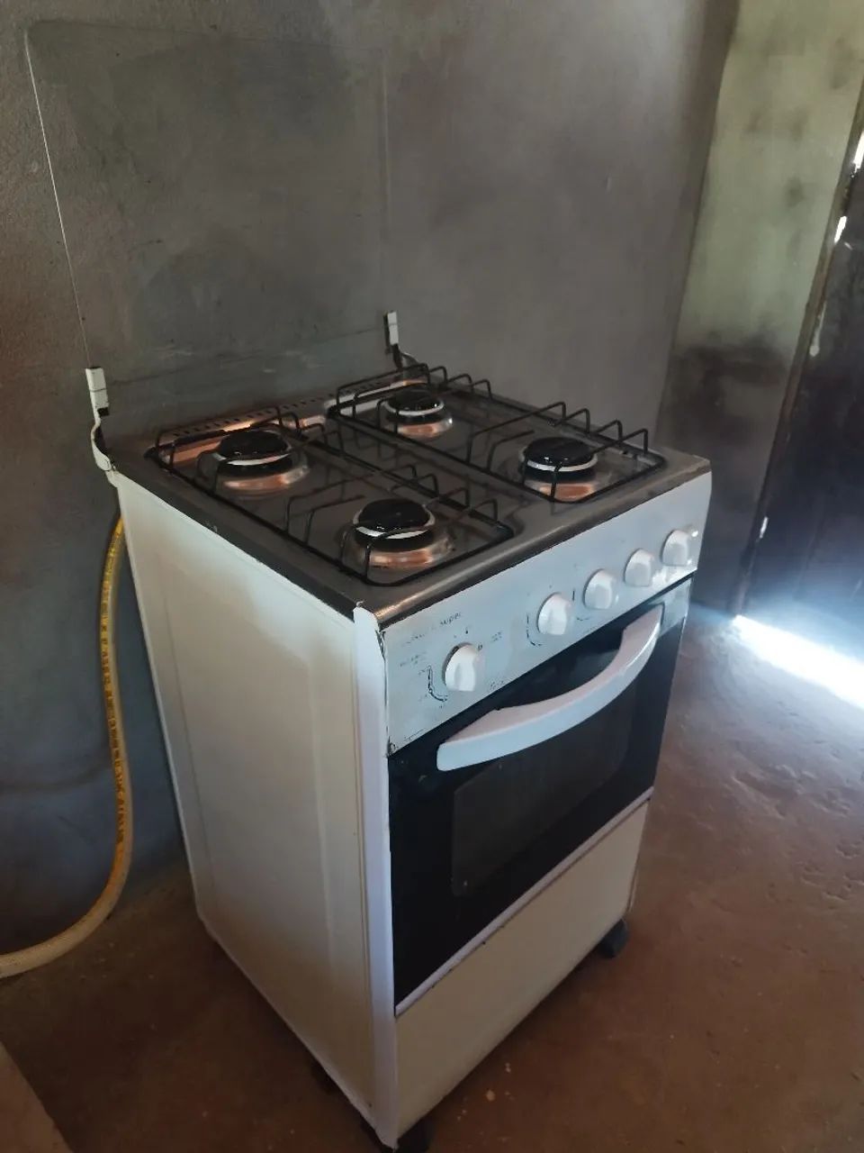 Fogão Esmaltec 4 bocas