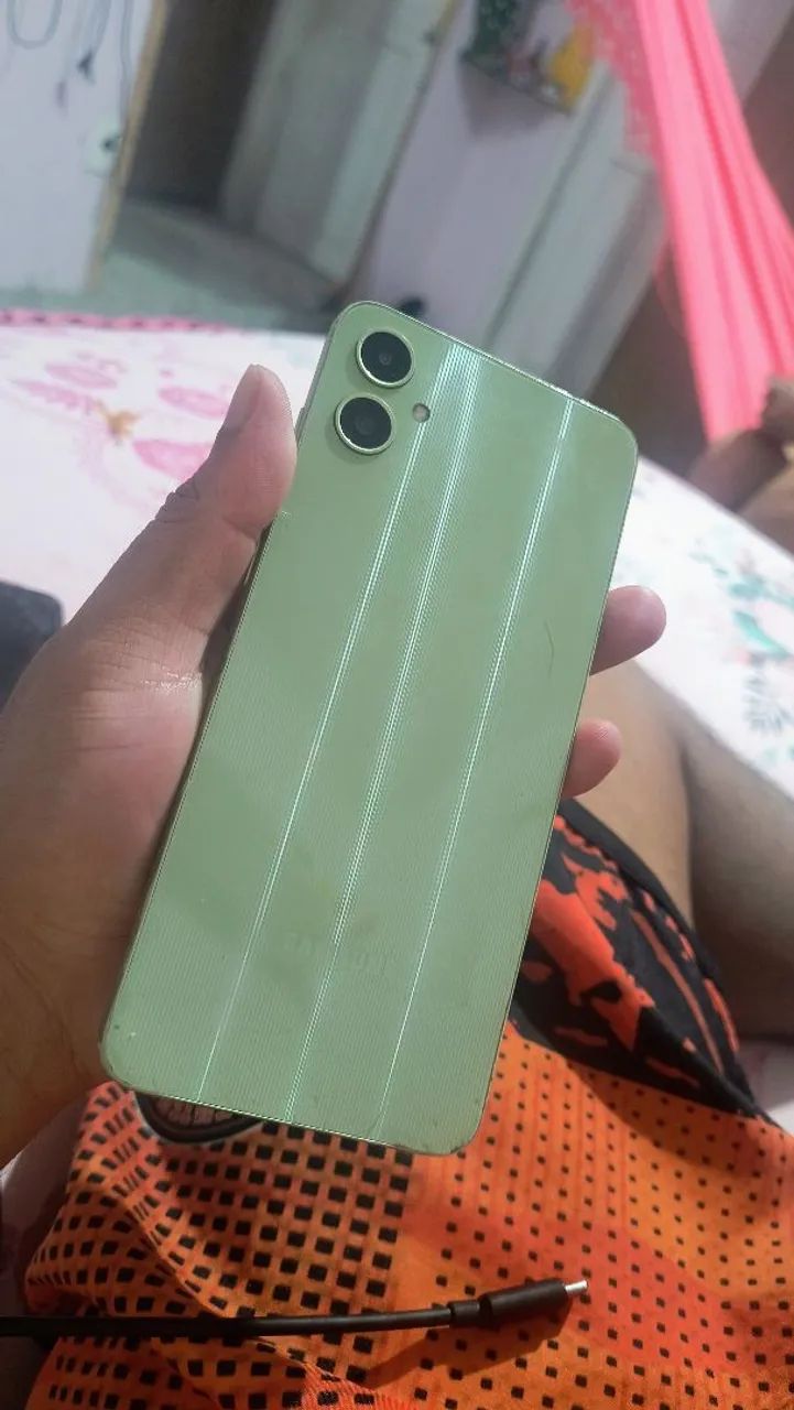 SAMSUNG A05 APENAS COM MARCA DE USO MAIS É ÓTIMO QUEBRA GALHO TA NO PRECINHO 