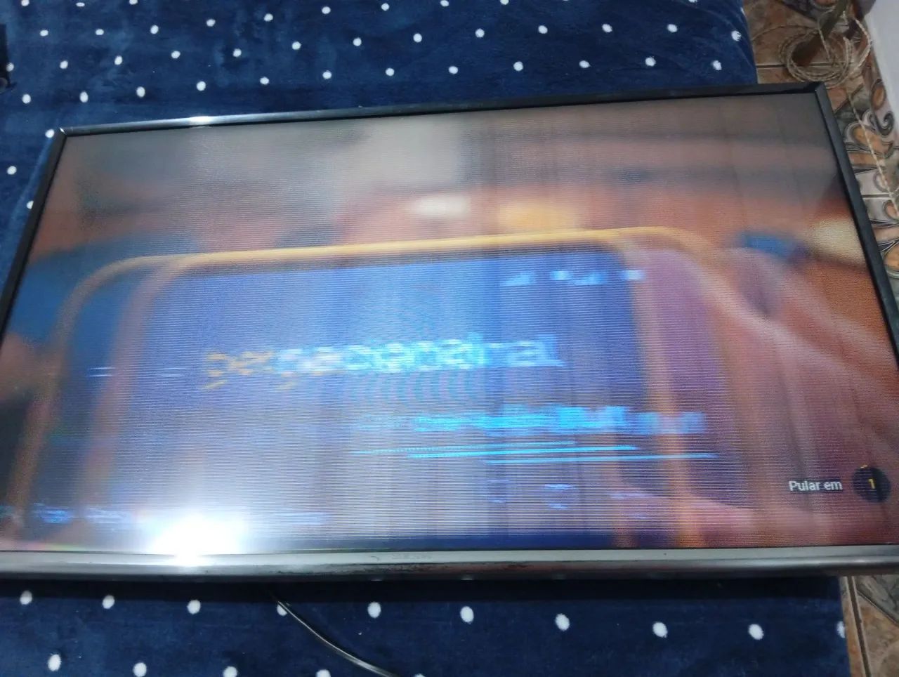 Smart tv Samsung 32 defeito tela  - Foto 3