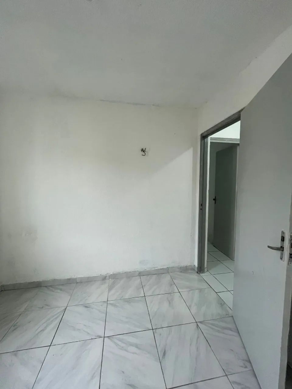 ALUGUEL APARTAMENTO NO TIMBÓ MARACANAÚ- 2 QUARTOS  - Foto 2