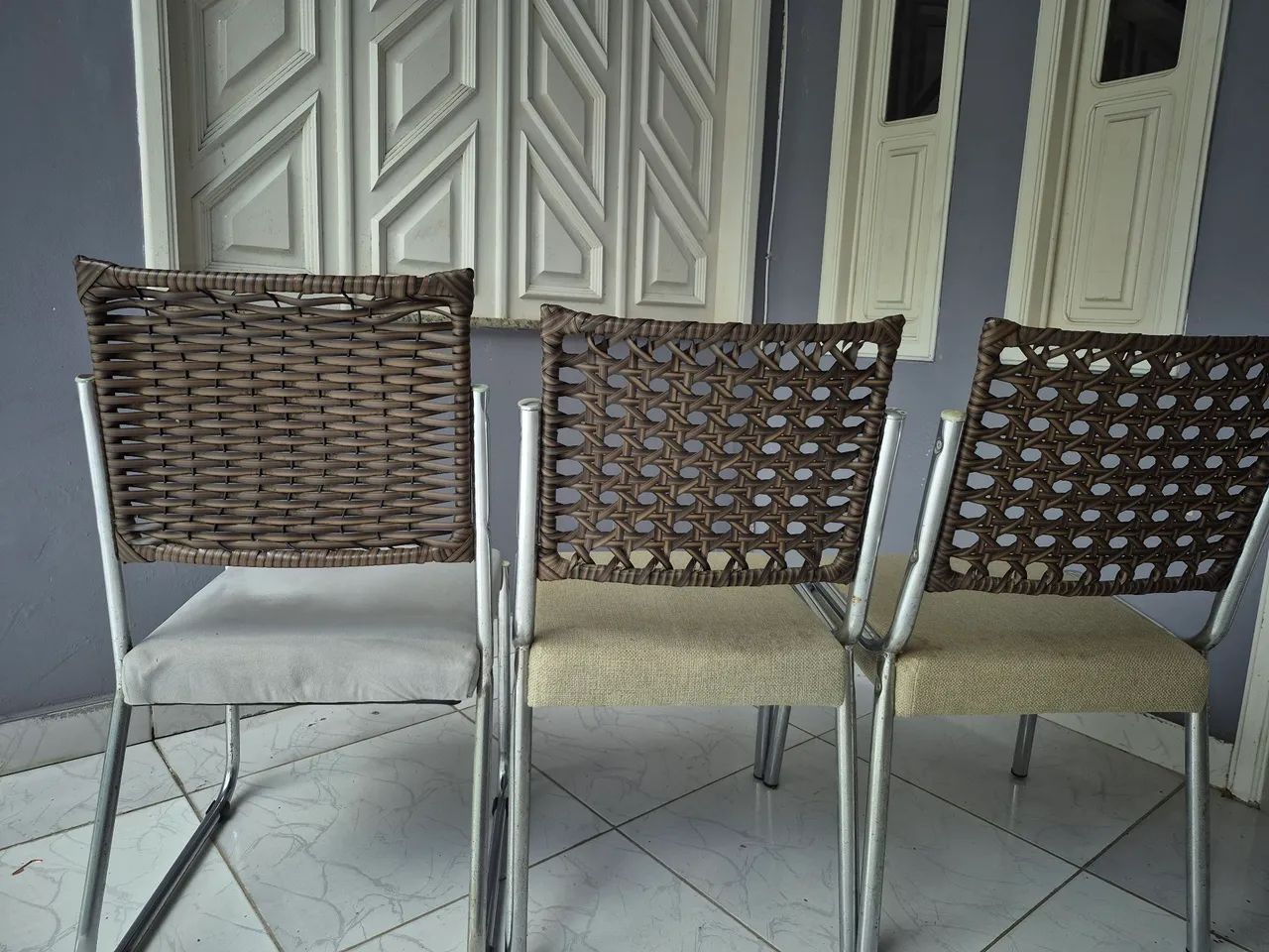 3 cadeiras de jantar 