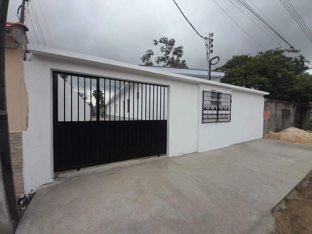 Terreno com 5 Kitinetes Alugadas