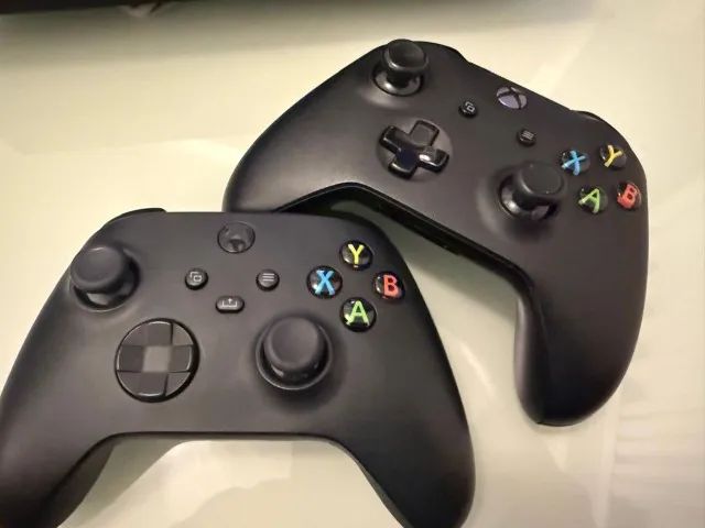 Microsoft Xbox One X 2tb Ssd Samsung Evo | Standard Preto (Usado) - Foto 2