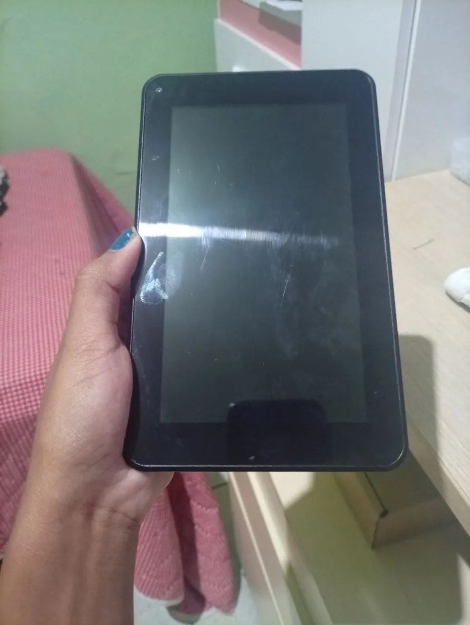 Tablet Multi Mirage 7'' 64GB / 4GB RAM com defeito no display 