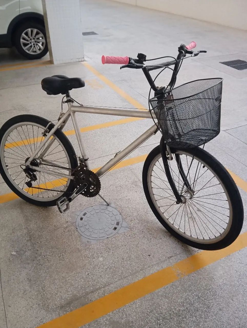 Bicicleta de Alumínio - Aro 26 - Foto 3