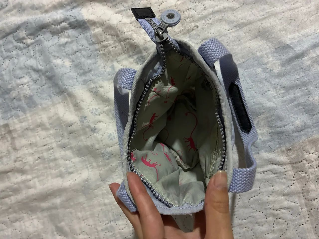 Vendo mini bolsa Kipling lilás  - Foto 3