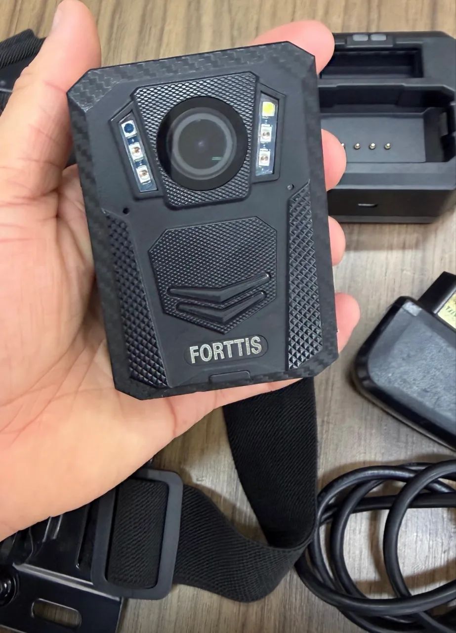 Câmera Corporal Body Cam Forttis Full HD Visão Noturna Profissional 