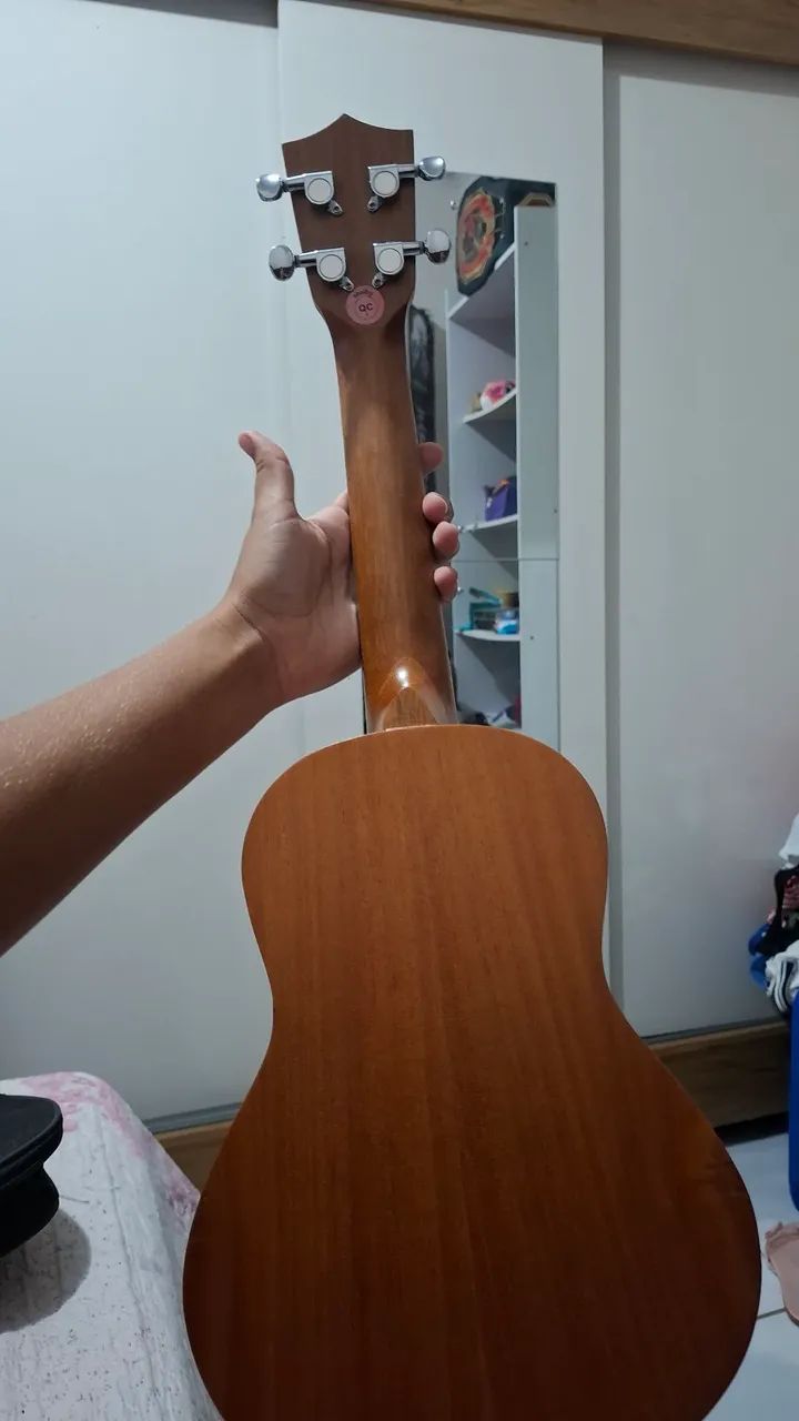 ukulele seminovo - Foto 3