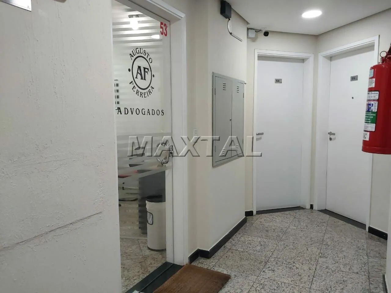 Sala Comercial à Venda de 39m² 2 Banheiros, Copa e 1 Vaga Prédio com Gerador e Sala de Con