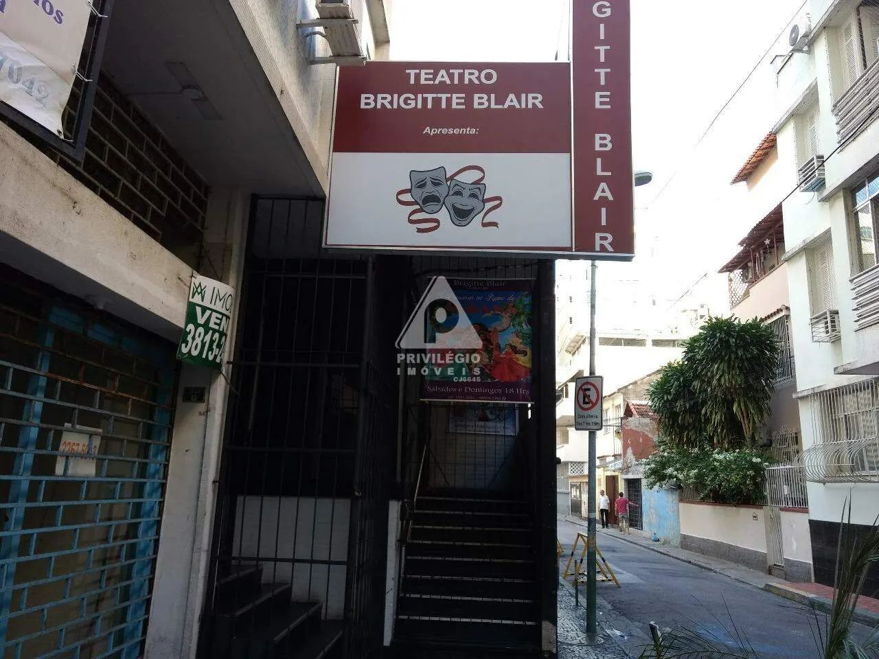 CASA DE RUA EM COPACABANA !