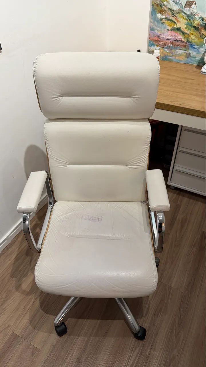 Mesa de escritório/Escrivaninha Tok&Stok + Cadeira de escritório  - Foto 6