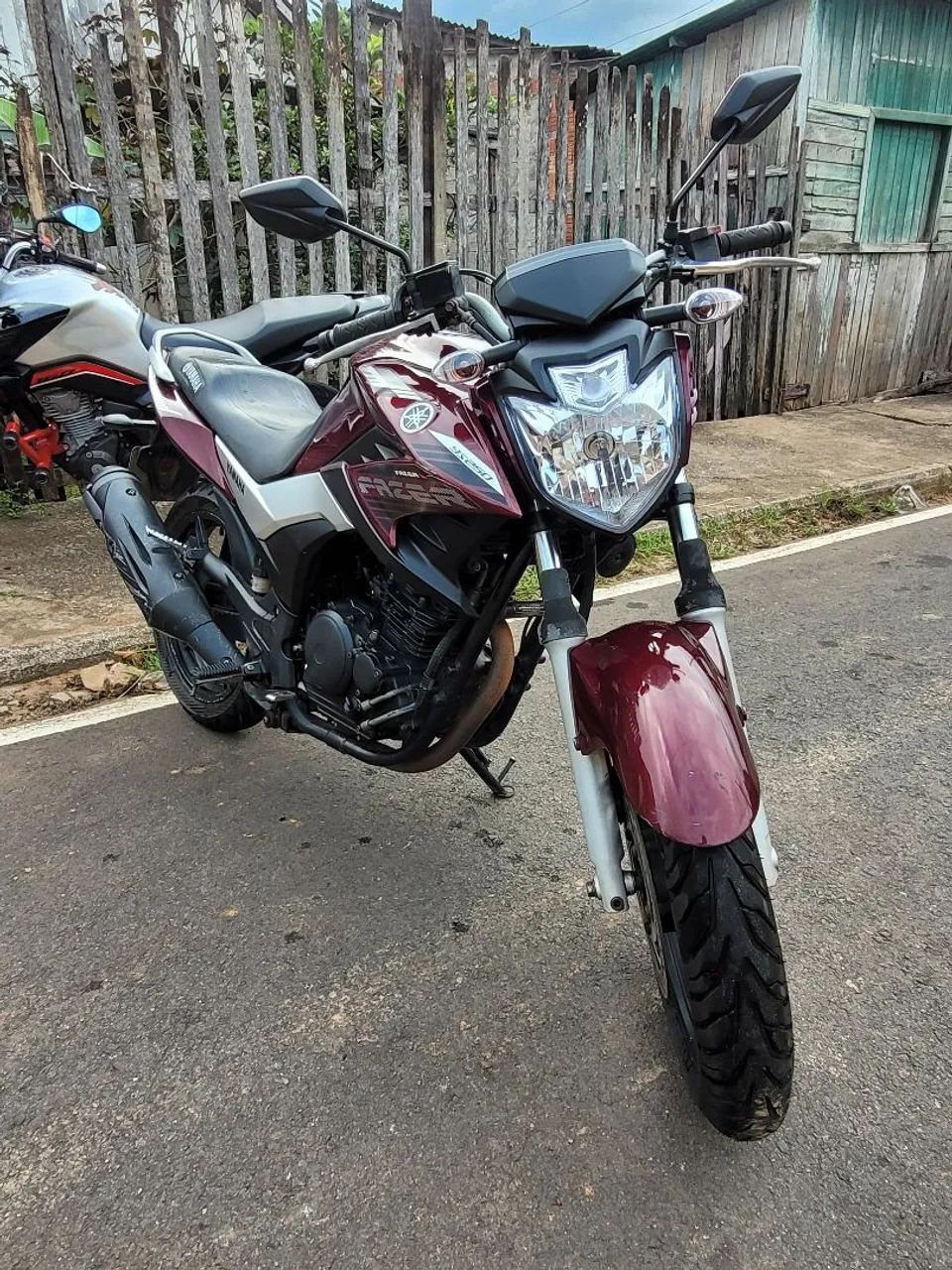 Vendendo essa moto yamaha - Foto 2