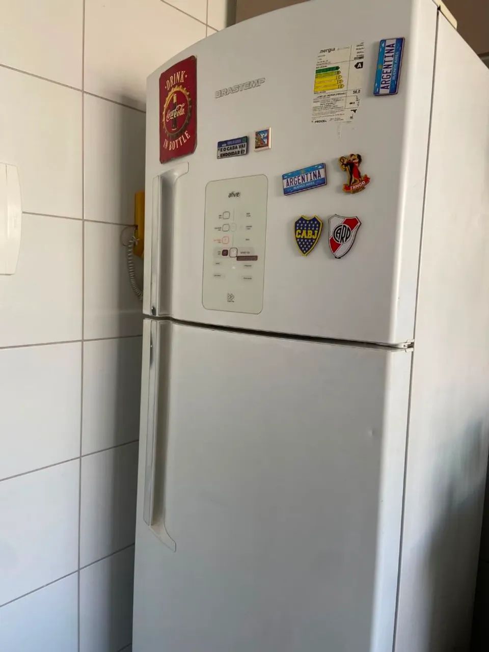 Vendo geladeira 