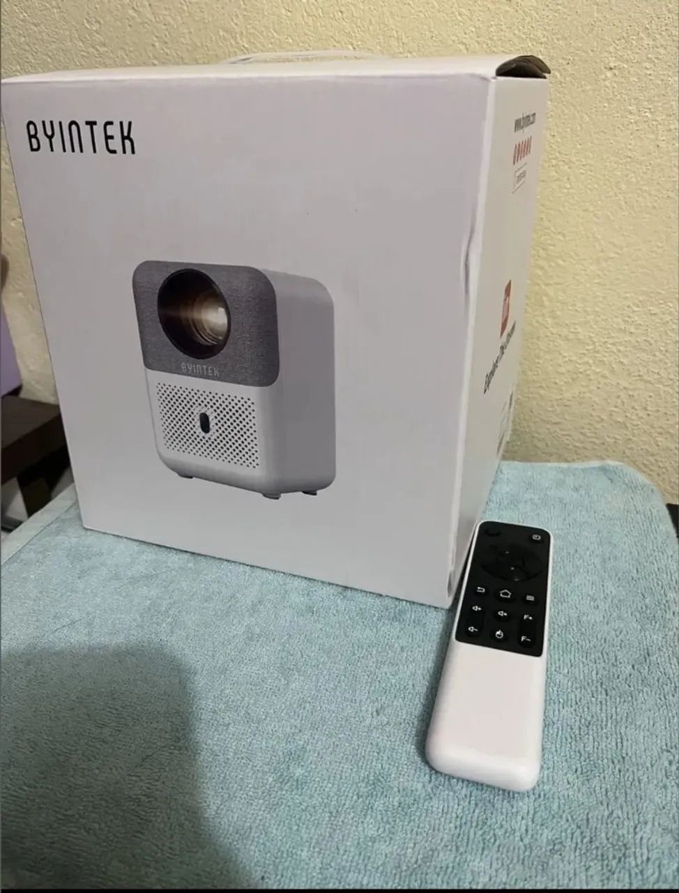Projetor BYINTEK LOVE U4 - Foto 4
