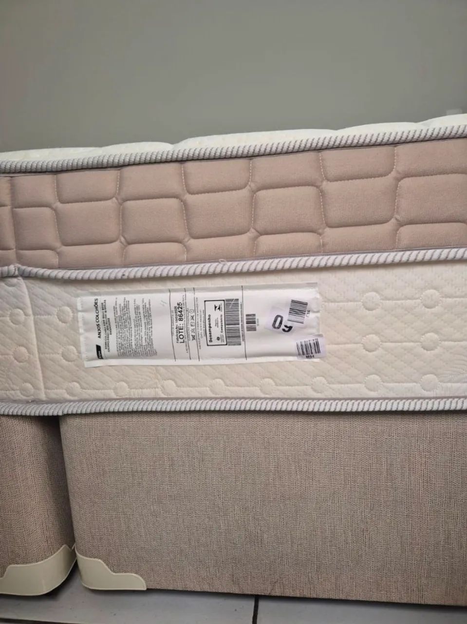 ? VENDO URGENTE - CAMA BOX KING COMPLETA! ? - Foto 2