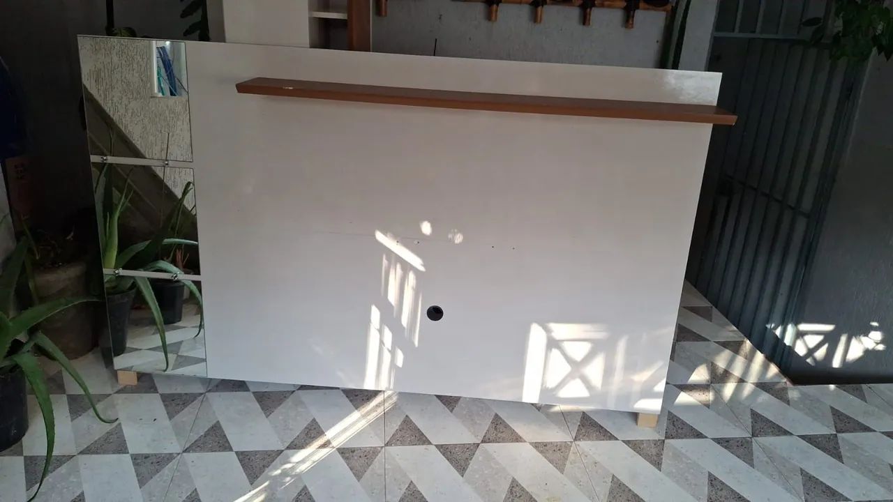 Painel para TV  65 polegadas 