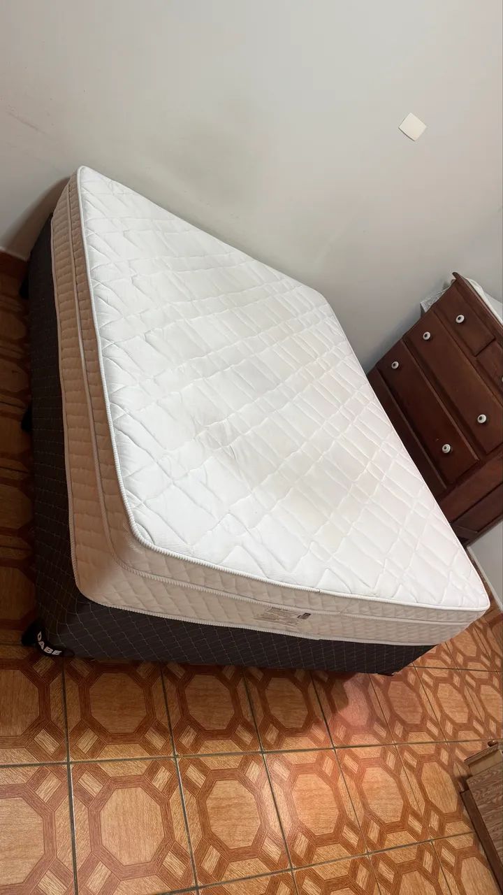 Cama BOX | 1,88 comprimento | 1,38 Largura 