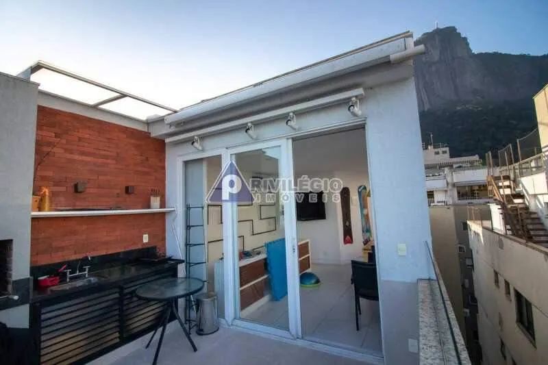 Cobertura à venda na Lagoa, 2 quartos e 1 vaga