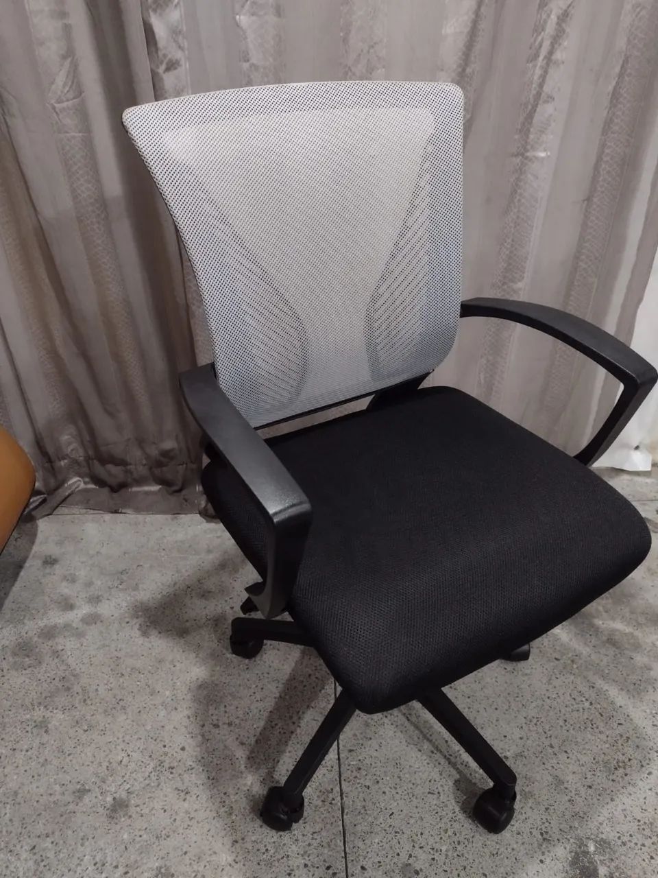 Cadeira de escritório  - Foto 2