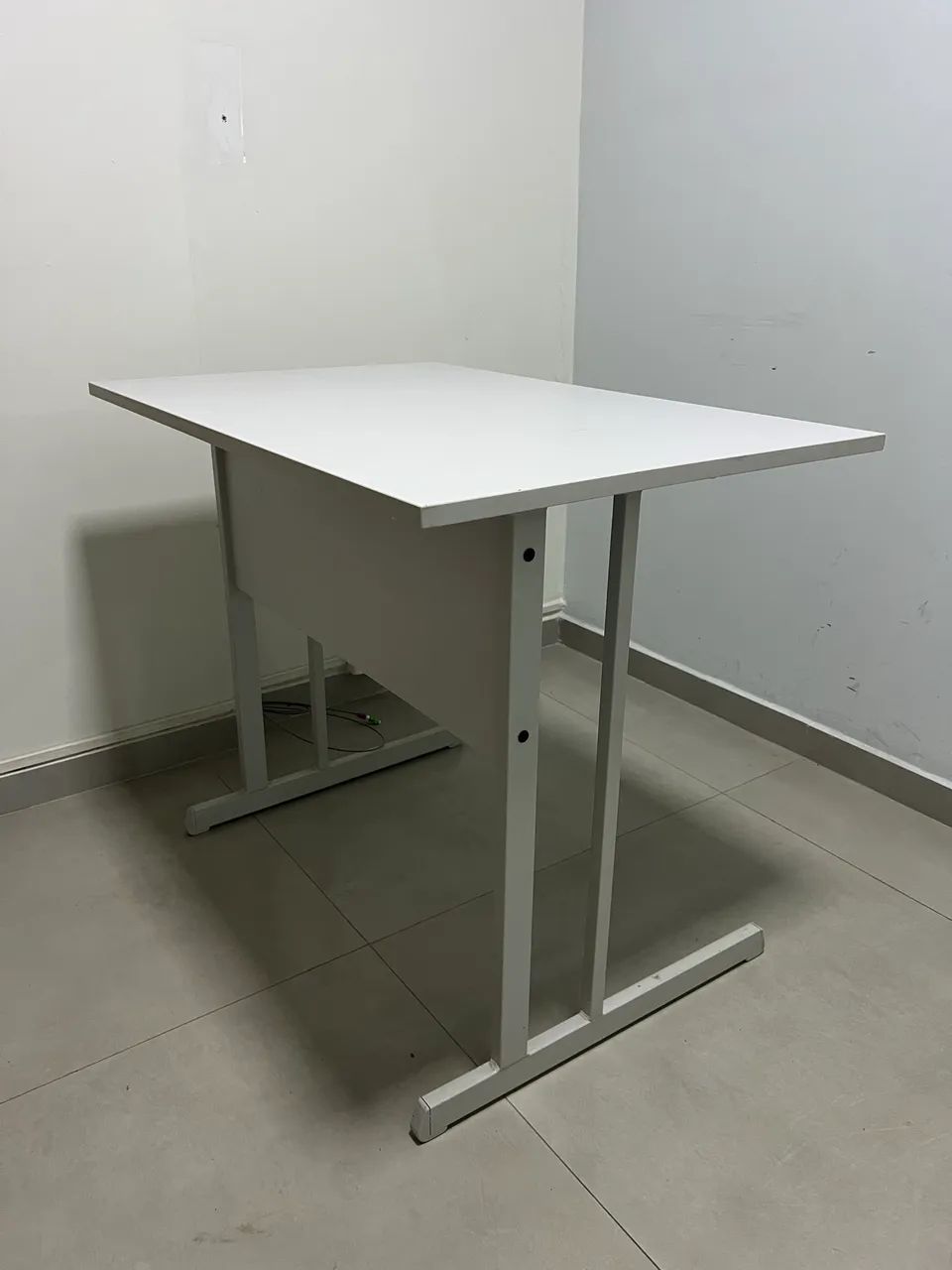 Mesa Escritório ou escolar - Foto 2