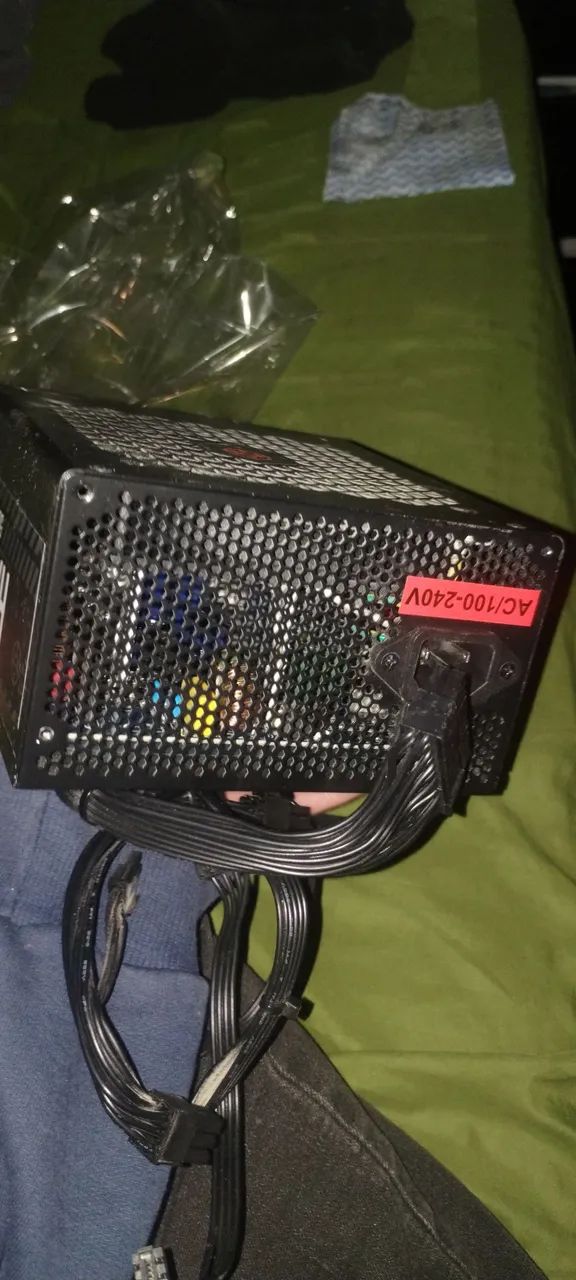 Fonte TGT 500W (queimada) - Foto 2