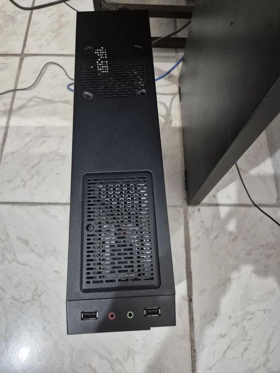 Desktop servidor Intel Core i5-7500, 3.40GHz, 1Tb SSD, 16Gb RAM - Foto 4