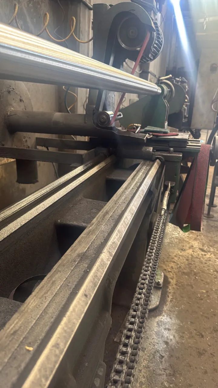 Torno Mecânico adaptado 2,5 m - Foto 2