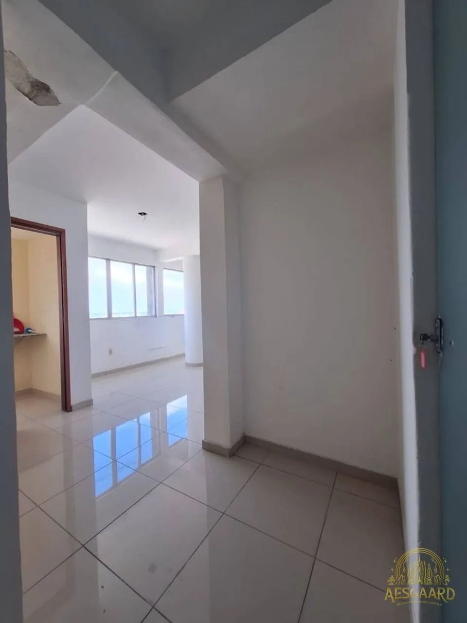 SALA COMERCIAL DUPLA NO CENTRO | 70m² INTERLIGADAS NO PONTO DE CEM RÉIS - Foto 2