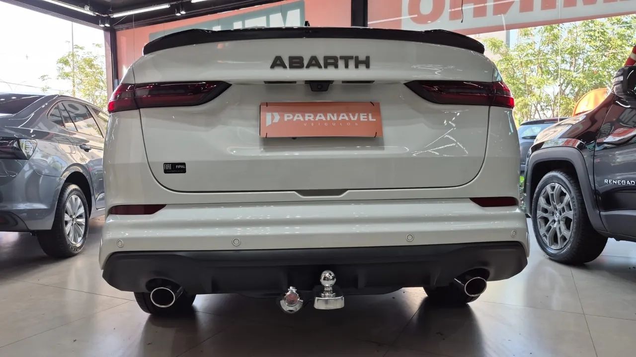 Fiat Fastback Abarth Turbo Flex 1.3 Aut. 2024 - Foto 2