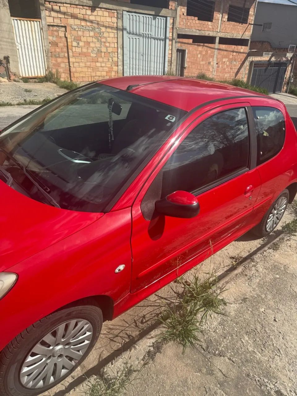 Peugeot 207 XR 1.4 FLEX 8V 3P 2012