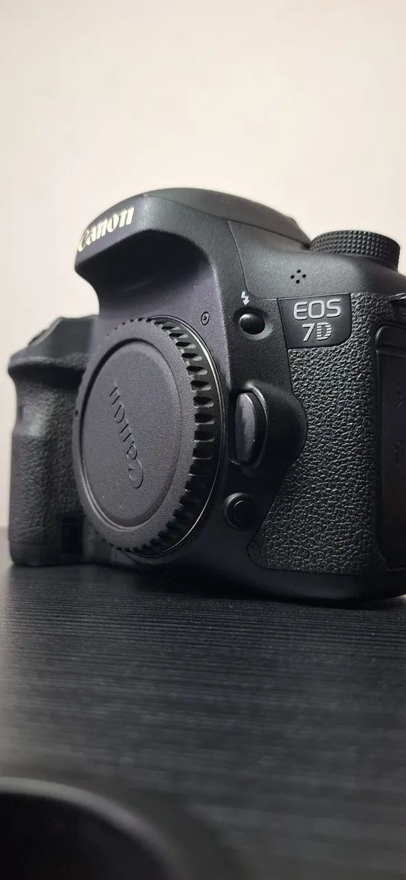 Camera Canon EOS 7D Classica 103 mil clicks - Foto 2